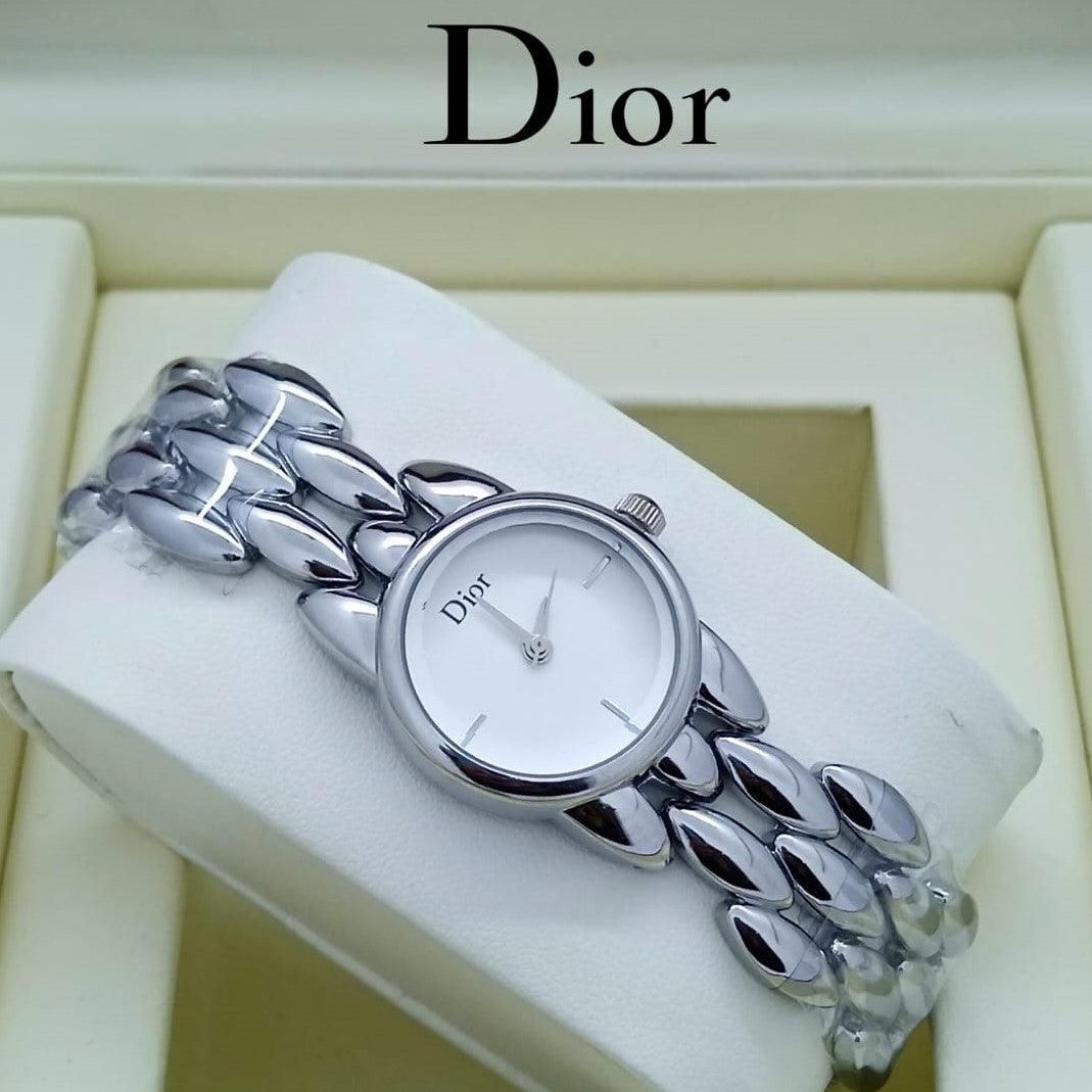 CoNEW ARRIVEL DIOR WOMEN WATCH COME FROM DUBAI VERY PREMEIUM QUALITY | DIOR L 811