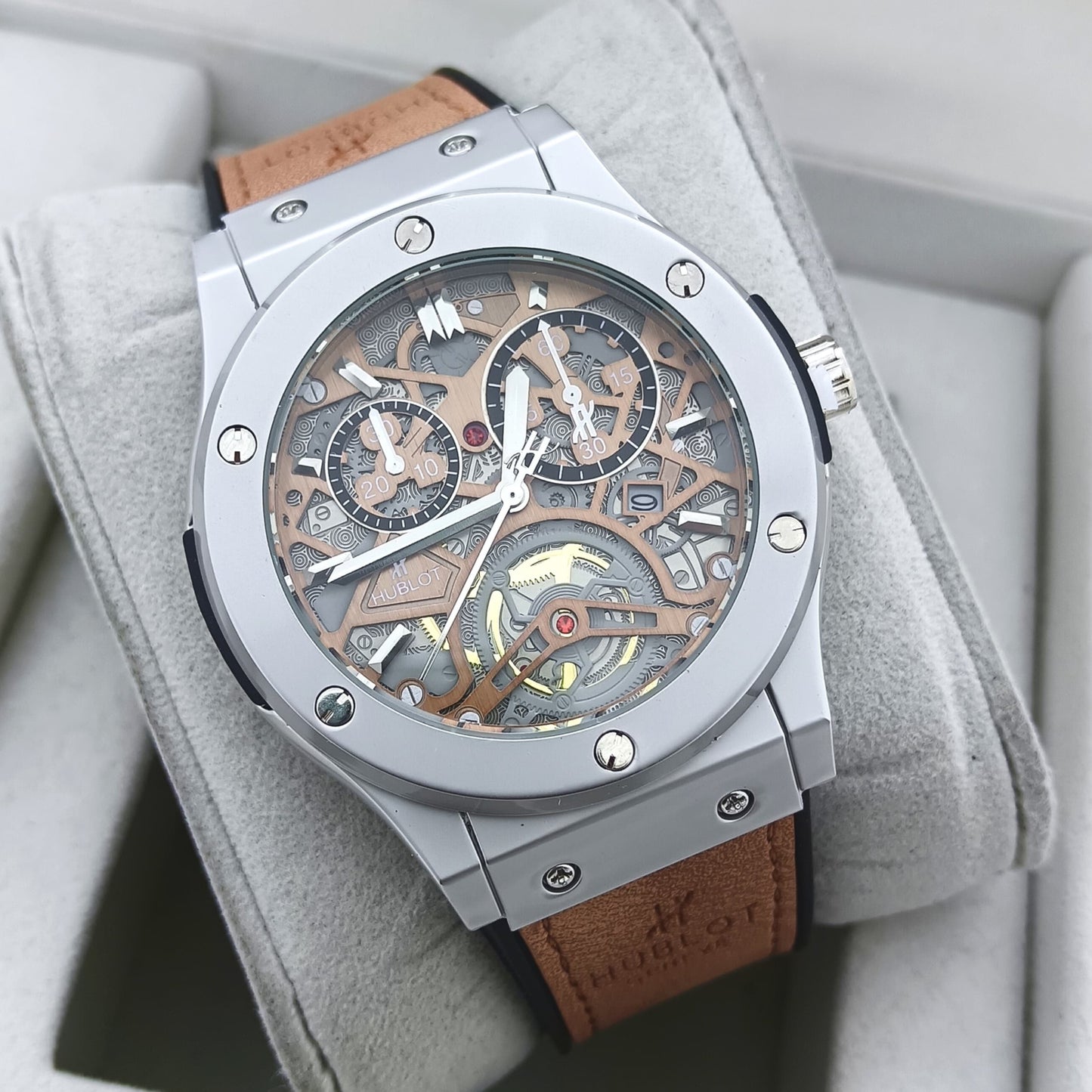 HUBLOT WATCH WITH MILITARY LOOK 2 YEARS SERVICE WARRANTY| HUBLOT 187763