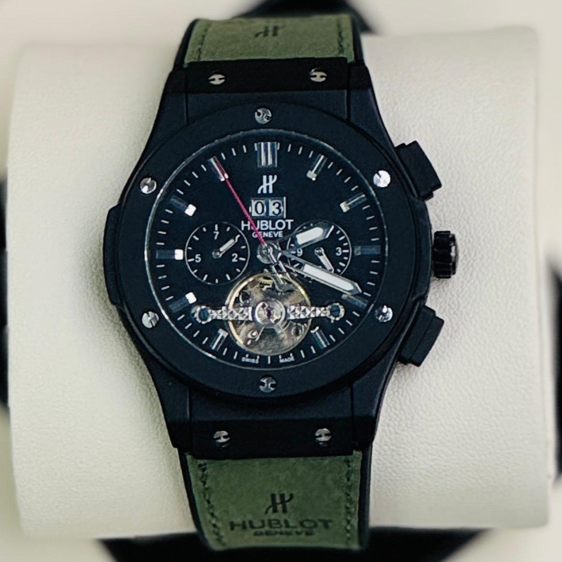 LUXURY HUBLOT AUTOMATIC CHRNOGRAPH VERY POWERFUL WATCH NOW ALLOVER IN OMAN | HUBLOT MECHANICAL 135136