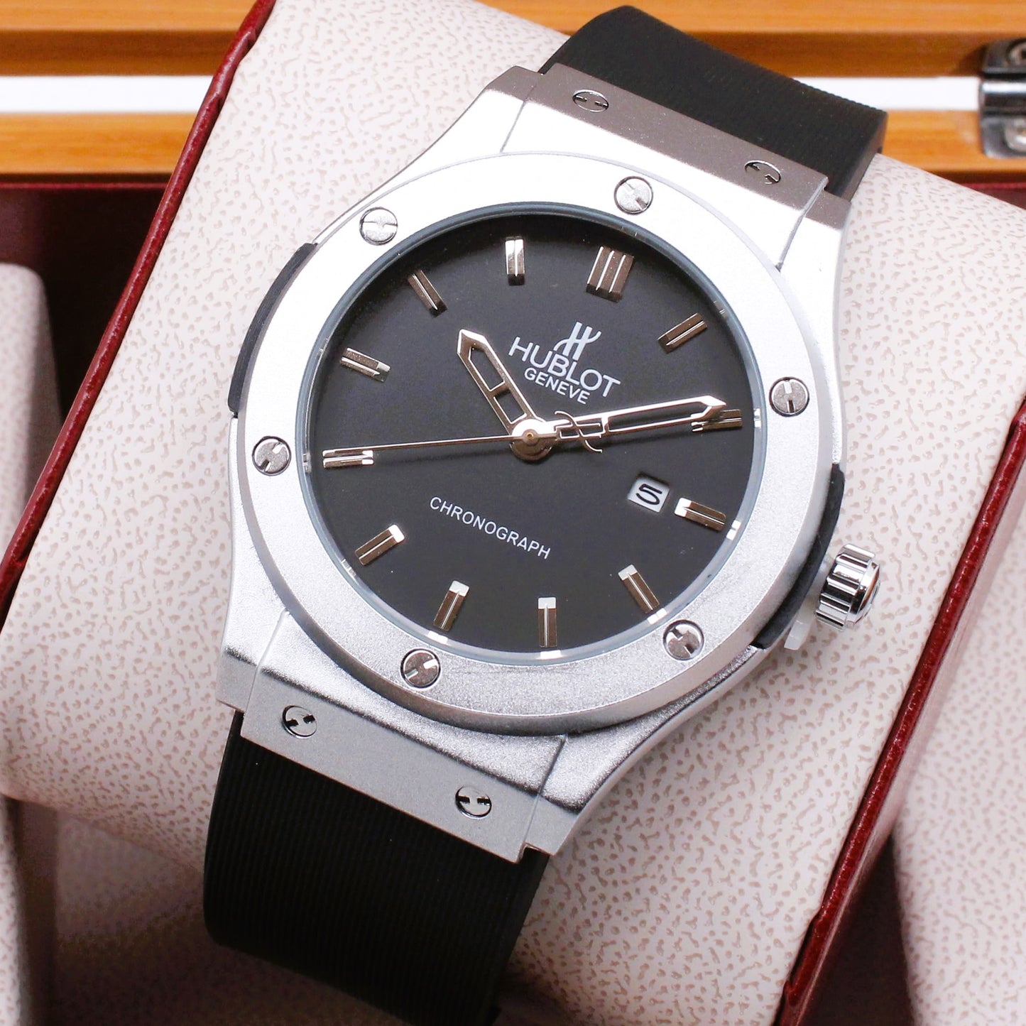 HUBLOT THE PREMIUM QUALITY WATCH JUST ARRIVED WITH 1 YEAR SERVICE WARRANTY| HUBLOT MEN 7537