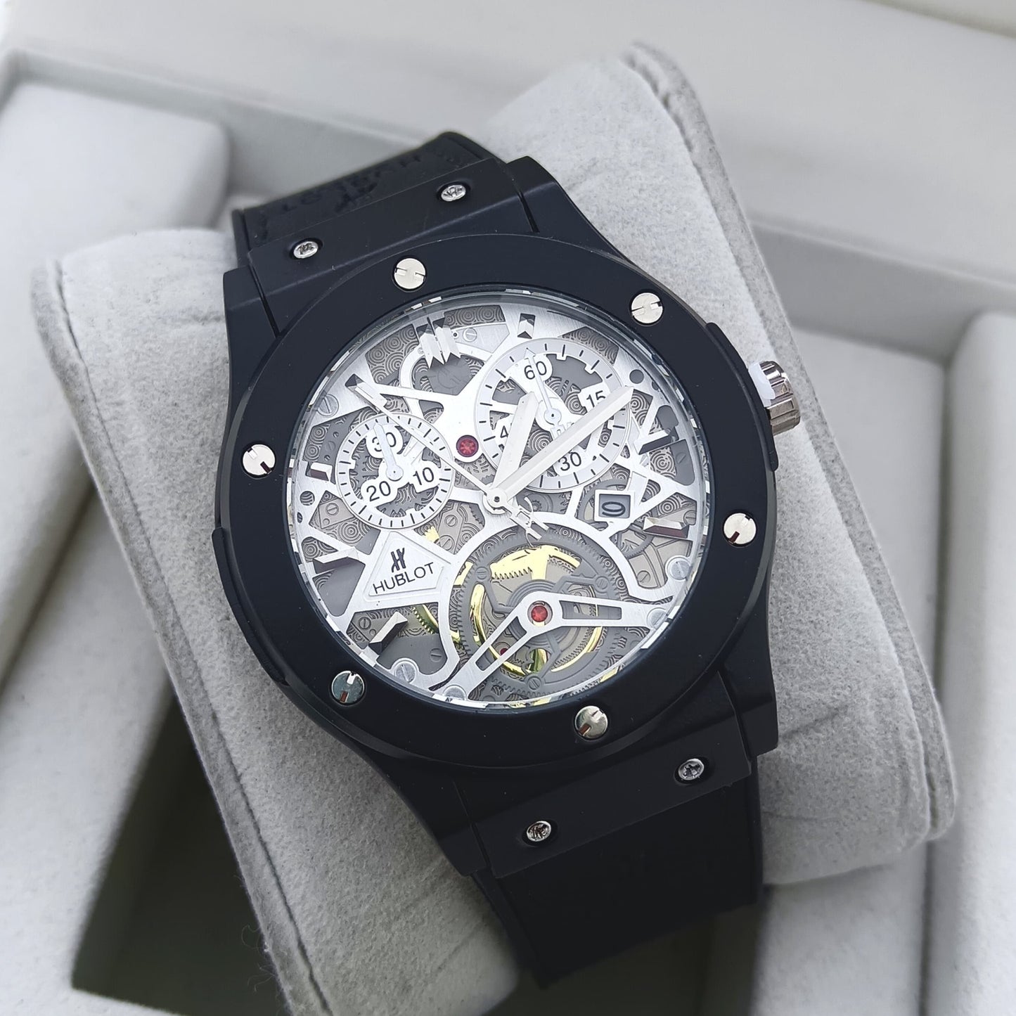 HUBLOT WATCH WITH MILITARY LOOK 2 YEARS SERVICE WARRANTY| HUBLOT 187759