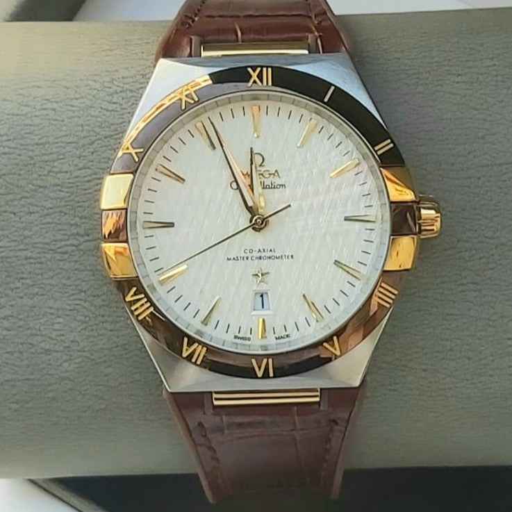 LUXURY OMEGA CONSTELLATION VERY PREMIMUM WATCH FULL METAL AUTOMATIC EXCLUSIVE ROYAL WATCH NOW ALLOVER IN OMAN | OMEGA CONS AUTO 199971773