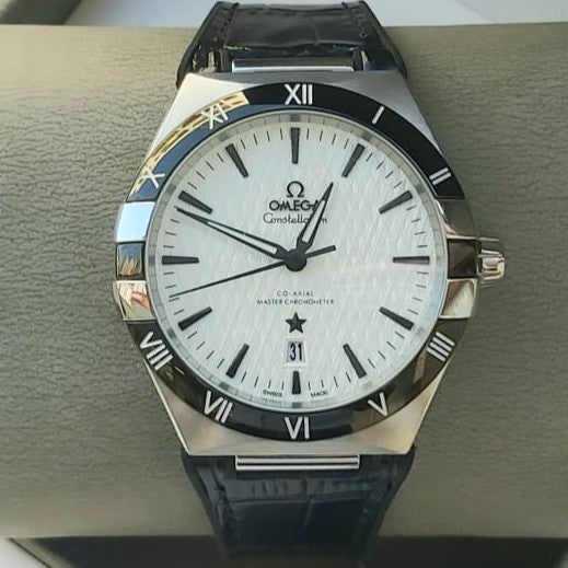 LUXURY OMEGA CONSTELLATION VERY PREMIMUM WATCH FULL METAL AUTOMATIC EXCLUSIVE ROYAL WATCH NOW ALLOVER IN OMAN | OMEGA CONS AUTO 199971775