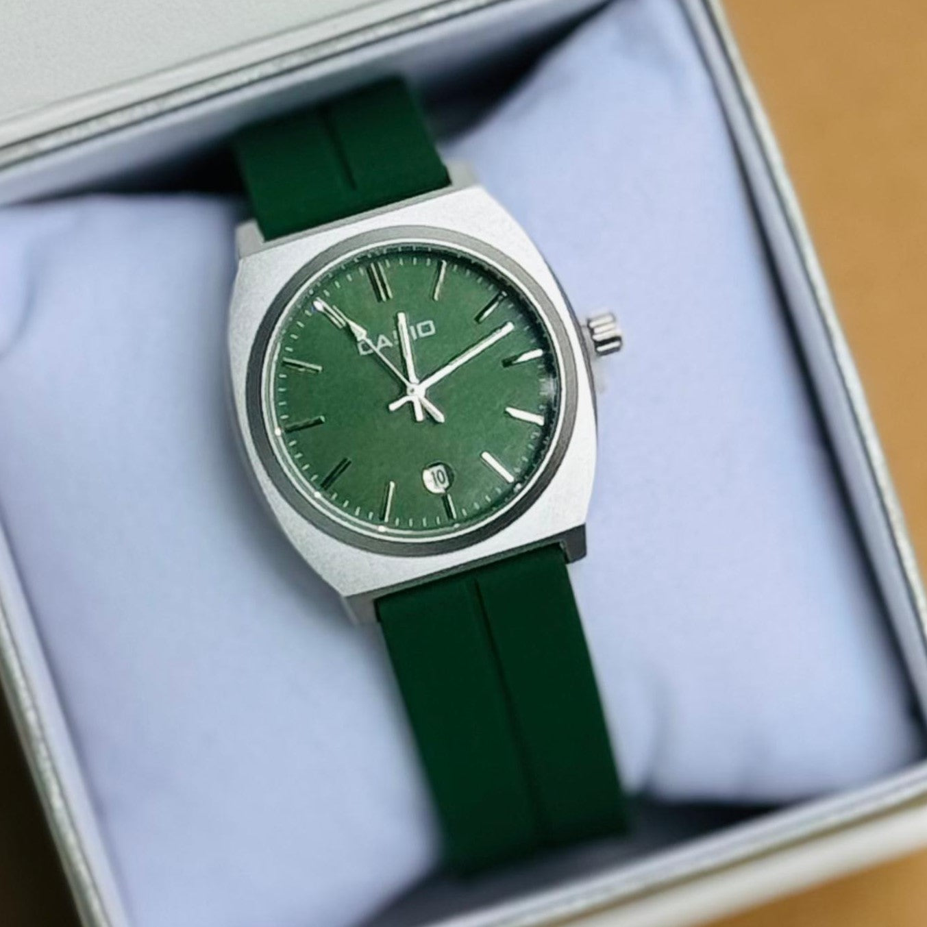 NEW CASIO WATCH WITH MAGNETIC SILICONE STRAP NOW ALLOVER IN OMAN | CASIO 155731