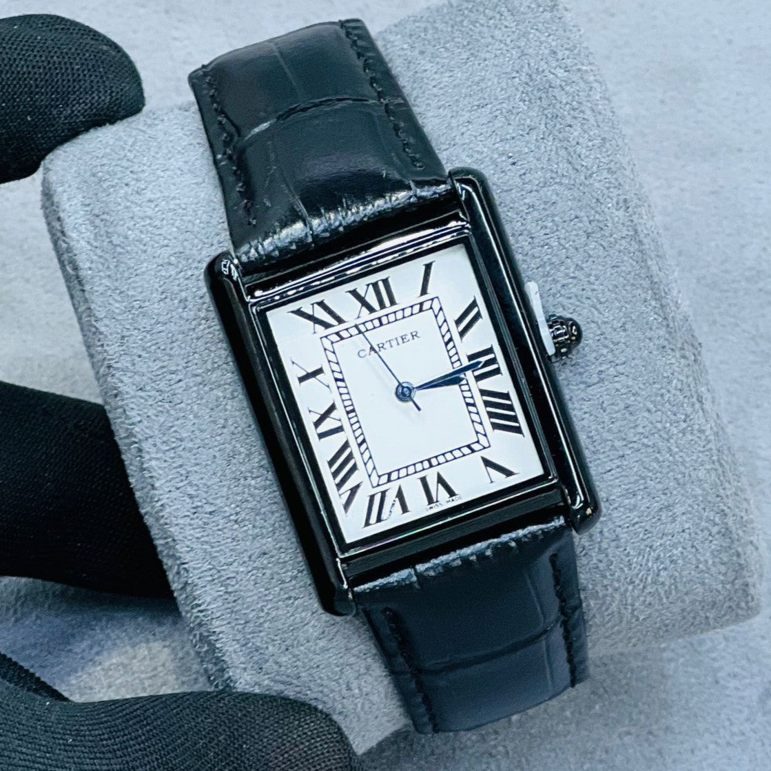 FAMOUS TANK MUST DE CARTIER WATCH NOW IN ALLOVER OMAN | CARTIER TANK 13931935
