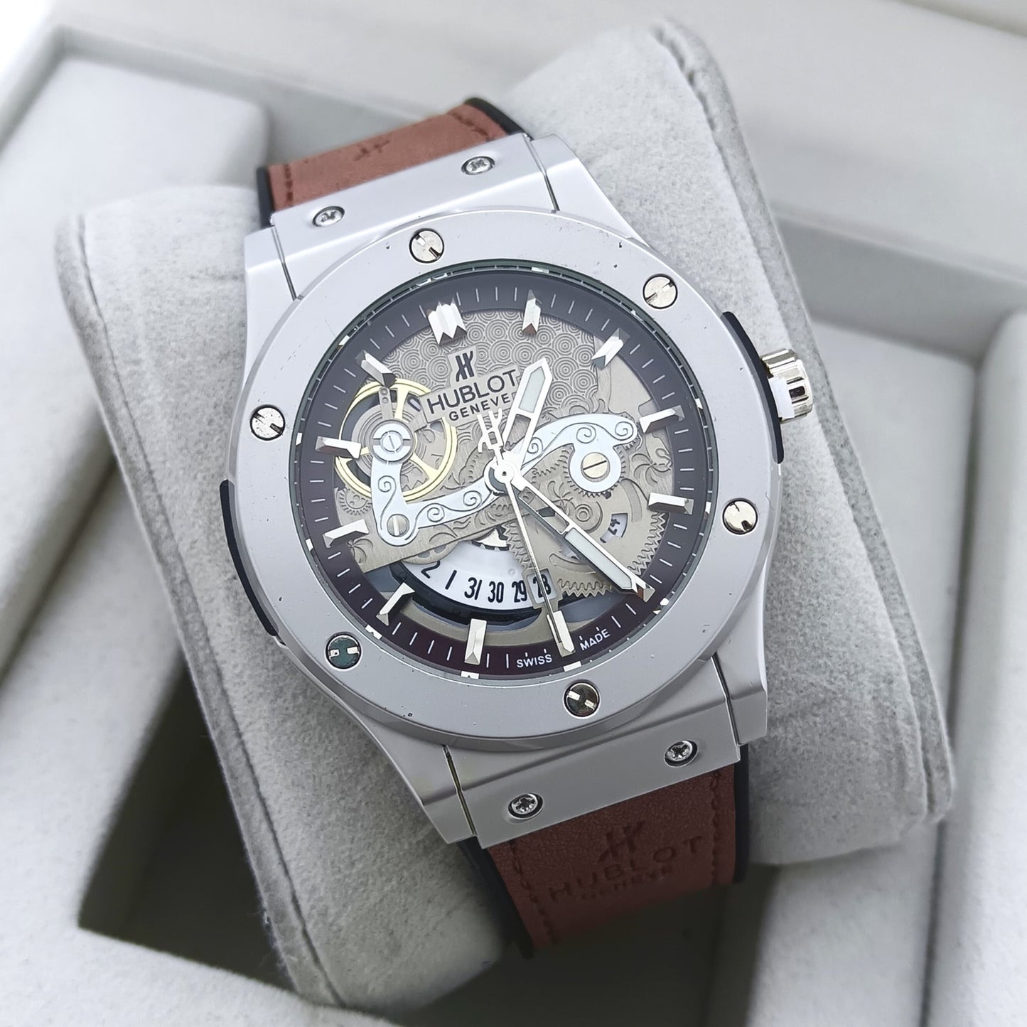 HUBLOT WATCH WITH MILITARY LOOK 2 YEARS SERVICE WARRANTY| HUBLOT 1577972