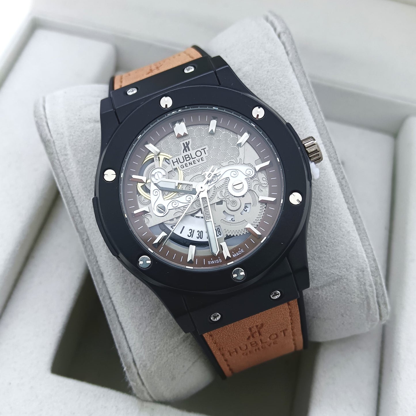 HUBLOT WATCH WITH MILITARY LOOK 2 YEARS SERVICE WARRANTY| HUBLOT 1577998