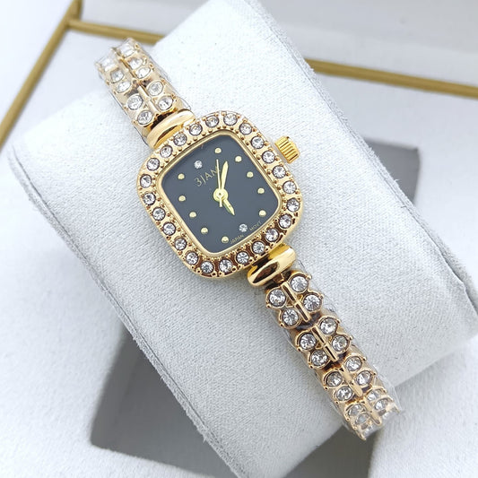 OFFER||OFFER||OFFER||BIG SALE FOR EVER IN ALLOVER OMAN FOR BEAUTY QUEEN....ALLOVER OMAN DELIVERY FREE| BEAUTY WOMEN 1797991