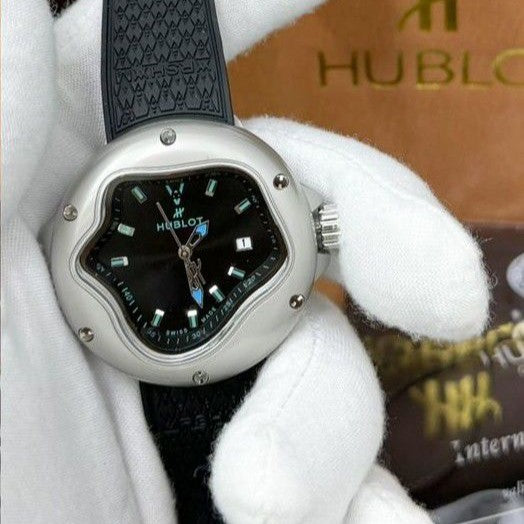 Hublot and Daniel Arsham unveil the MP-17 Arsham Splash NOW ALLOVER IN OMAN | HUBLOT ARSHAM 15553372