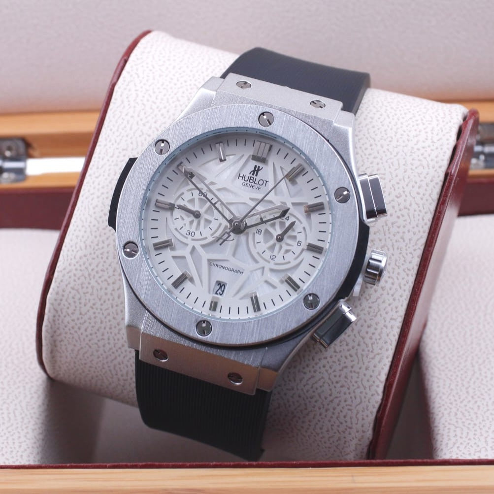 HUBLOT WATCH WITH FULL CHRNOGRAPH ACTIVE CALSP LOCK VERY STYLISH NOW ALL OVER IN OMAN FREE DELIVERY | HUBLOT CHRNO 155573