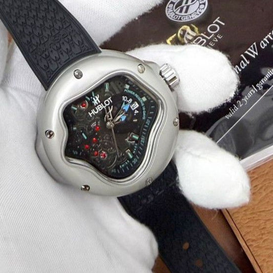 Hublot and Daniel Arsham unveil the MP-17 Arsham Splash NOW ALLOVER IN OMAN | HUBLOT ARSHAM 15553376