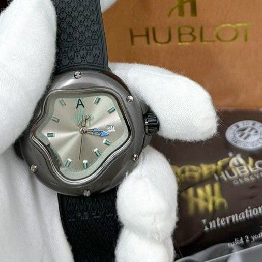 Hublot and Daniel Arsham unveil the MP-17 Arsham Splash NOW ALLOVER IN OMAN | HUBLOT ARSHAM 15553377