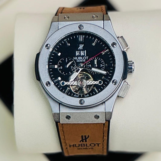 LUXURY HUBLOT AUTOMATIC CHRNOGRAPH VERY POWERFUL WATCH NOW  ALLOVER IN OMAN | HUBLOT MECHANICAL 135137