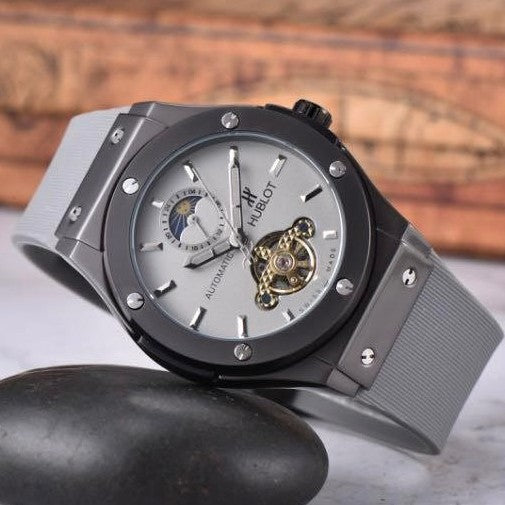 LUXURY HUBLOT AUTOMATIC VERY POWERFUL WATCH NOW  AVAILABLE  ALLOVER IN OMAN | HUBLOT MECHANICAL 15557155