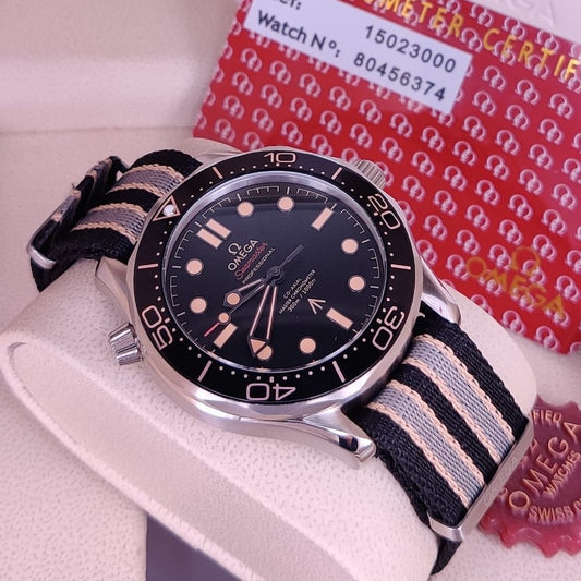 LUXURY  OMEGA SPEEDMASTER VERY PREMIUM ROYAL WATCH WITH NATO STRAP | OMEGA NATO 155573