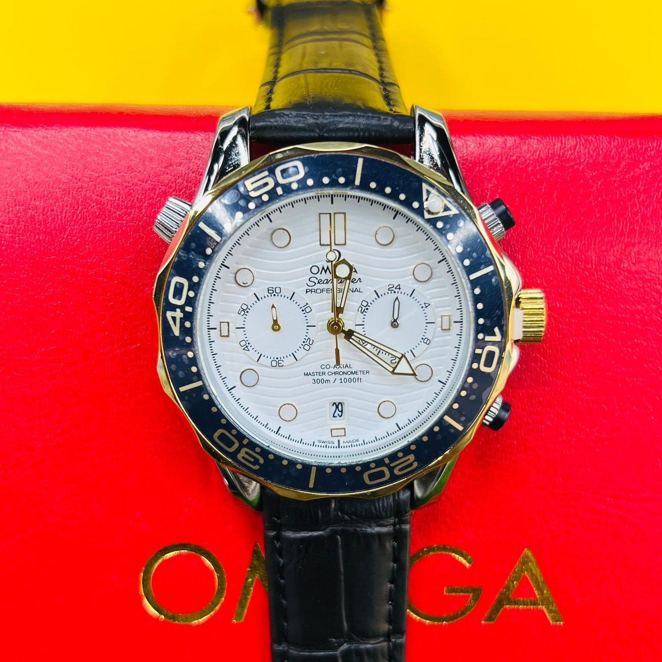 OMEGA SEAMASTER CHRNOGRAPH WITH LEAHTER STRAP .. STYLISH BUCKLE CLASP LOCK | OMEGA CHRNO 155776