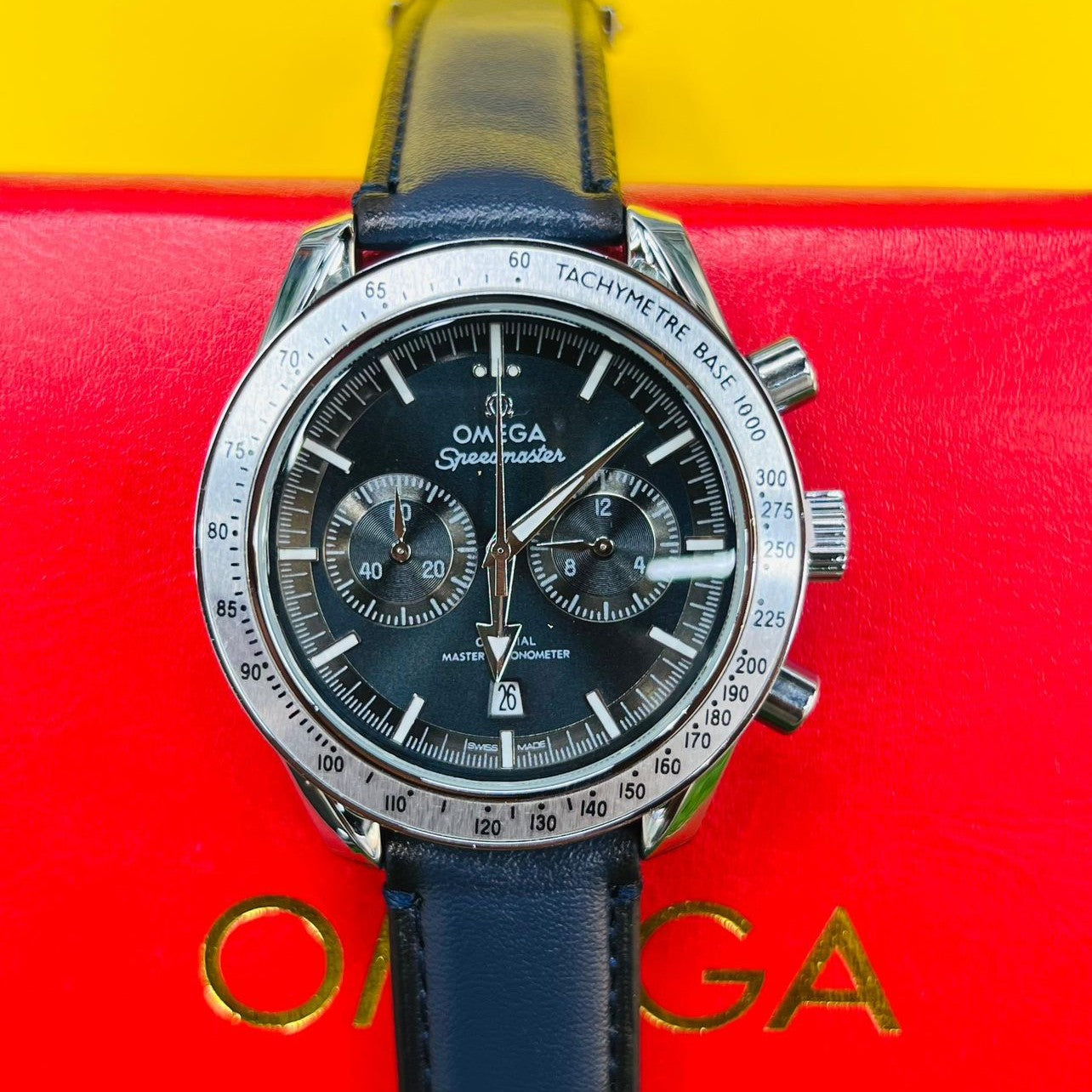 OMEGA SEAMASTER CHRNOGRAPH WITH LEAHTER STRAP .. STYLISH BUCKLE CLASP LOCK | OMEGA CHRNO 155779