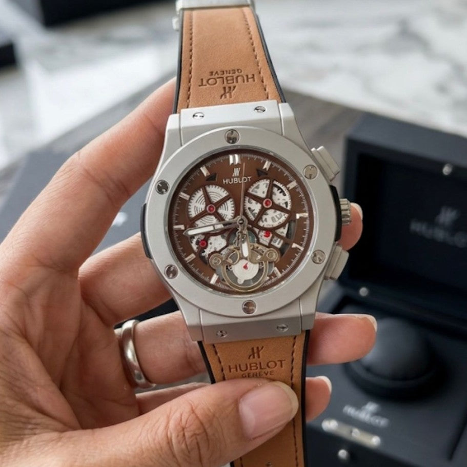 HUBLOT WATCH CLASP LOCK ROUGH USE VERY HIGH PERFORMER NOW ALLOVER IN OMAN || HUBLOT MANS 17979733
