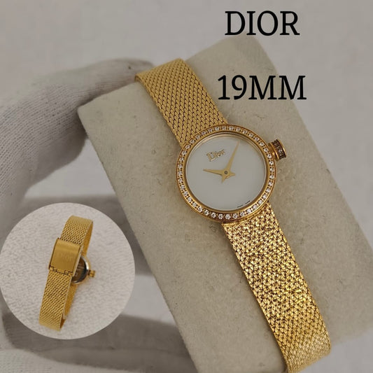 LUXURY DIOR  LADY QUEEN EXCLUSIVE WATCH FOR WOMEN NOW  AVAILABLE IN ALLOVER OMAN | DIOR LQ 17779795