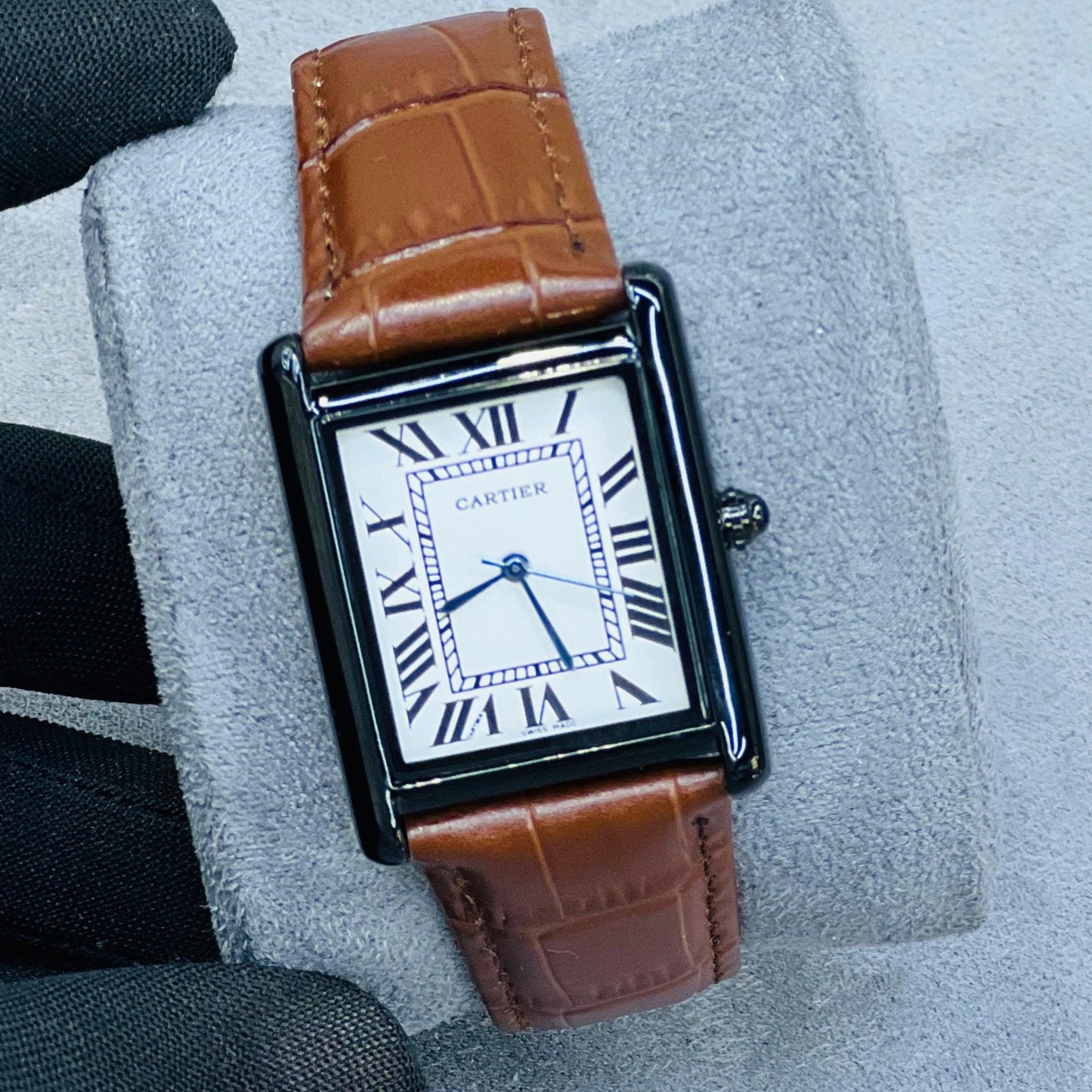 FAMOUS TANK MUST DE CARTIER WATCH NOW IN ALLOVER OMAN | CARTIER TANK 13931931