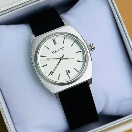 NEW CASIO WATCH WITH MAGNETIC SILICONE STRAP NOW ALLOVER IN OMAN | CASIO 155732