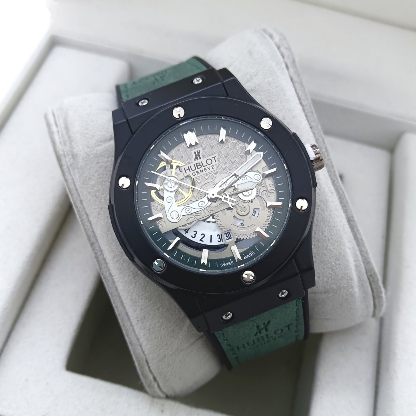 HUBLOT WATCH WITH MILITARY LOOK 2 YEARS SERVICE WARRANTY| HUBLOT 1577973