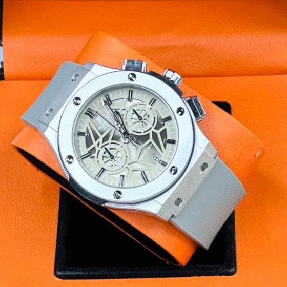 HUBLOT CHRNOGRAPH WATCH VERY EXCLUSIVE BUILT QUALITY WITH 2 YEARS WARRANTY| HUBLOT 57553354
