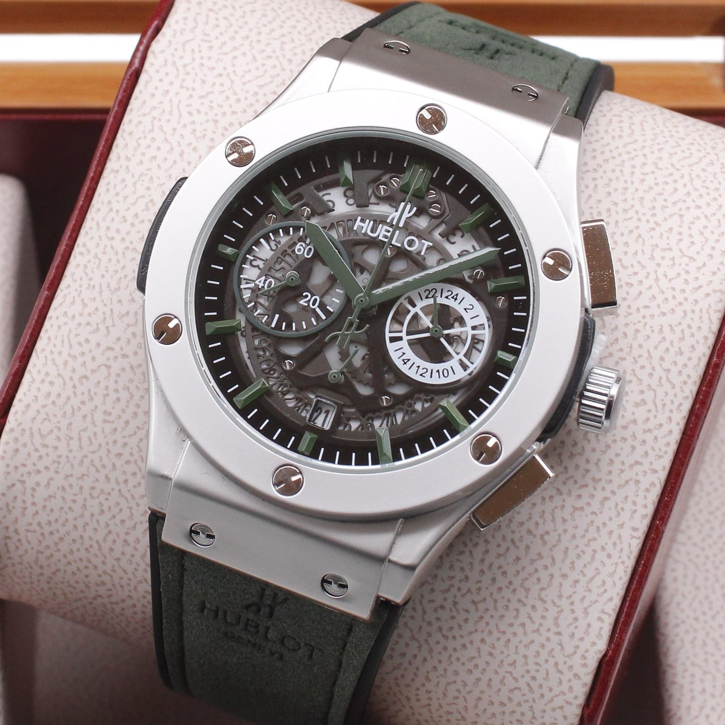 HUBLOT THE PREMIUM QUALITY WATCH JUST ARRIVED WITH 1 YEAR SERVICE WARRANTY| HUBLOT MEN 998531