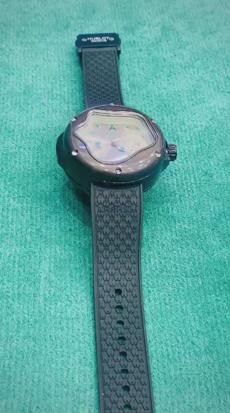 Hublot and Daniel Arsham unveil the MP-17 Arsham Splash NOW ALLOVER IN OMAN | HUBLOT ARSHAM 15553377