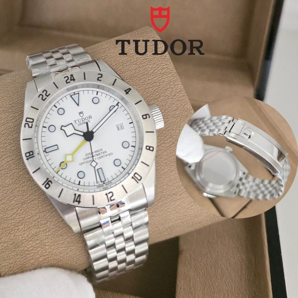NEW TUDOR BLACK BAY GMT  AUTOMATIC THE ULTIMATE DIVERS WATCH NOW ITS TUDOR TIME ,,BORN TO DARE'' NOW ALLOVER IN OMAN | TUDOR BLACK BAY 17779111